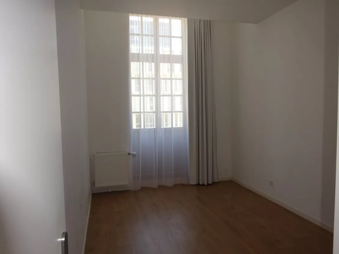  Location appartement T4  81.20m²  à Reims  (51100)  - ER.28535 - Galerie 3 - Ouvrir l'image en pleine taille