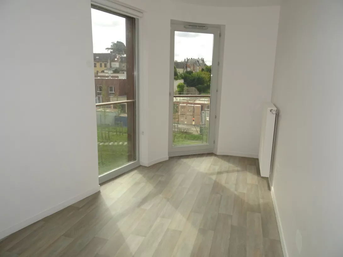  Location appartement T3  78.00m²  à Fismes  (51170)  - ER.28848 - Galerie 2 - Ouvrir l'image en pleine taille