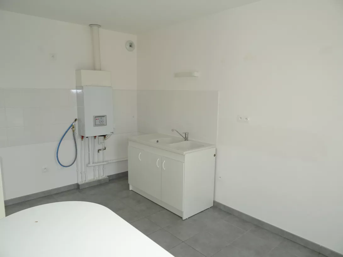  Location appartement T3  78.00m²  à Fismes  (51170)  - ER.28848 - Galerie 5 - Ouvrir l'image en pleine taille
