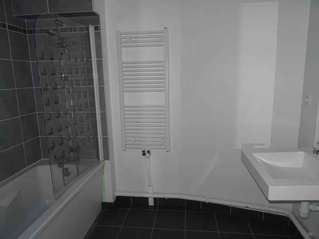 Location appartement T3  78.00m²  à Fismes  (51170)  - ER.28848 - Galerie 1 - Ouvrir l'image en pleine taille
