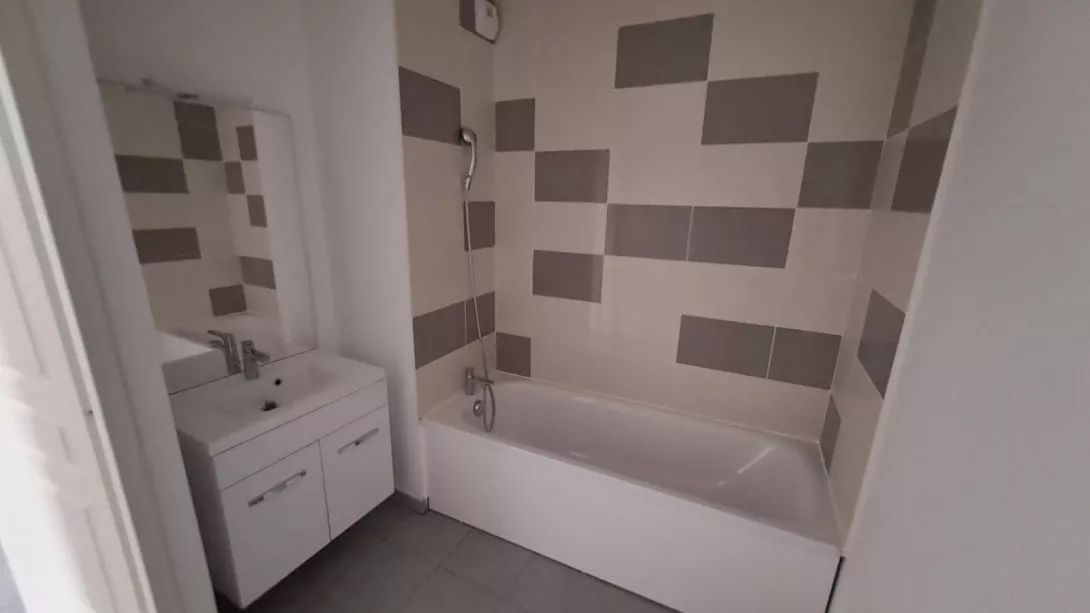  Location appartement T3  65.70m²  à Reims  (51100)  - ER.28879 - Galerie 6 - Ouvrir l'image en pleine taille