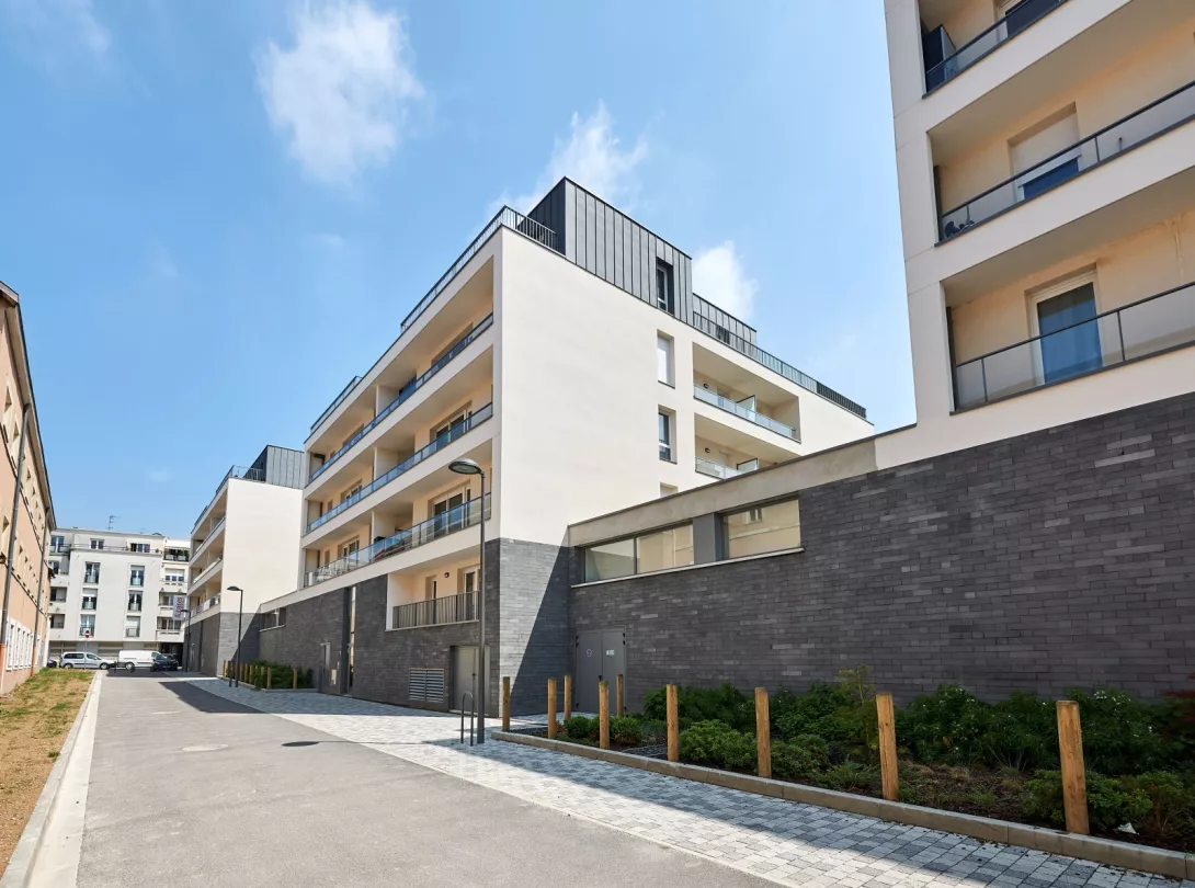  Location appartement T4  93.70m²  à Reims  (51100)  - ER.28889 - Galerie 4 - Ouvrir l'image en pleine taille