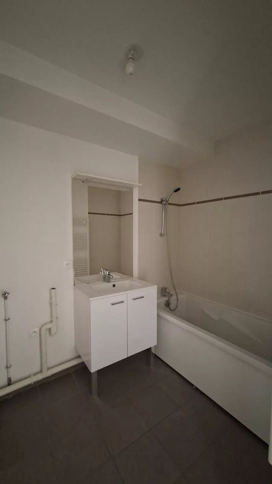  Location appartement T6  123.55m²  à Tinqueux  (51430)  - ER.28939 - Galerie 7 - Ouvrir l'image en pleine taille