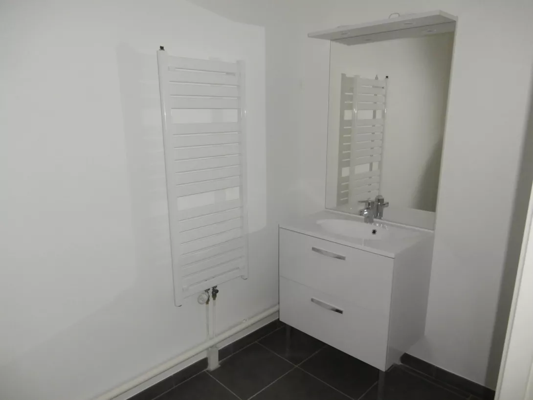  Location appartement T3  80.30m²  à Fismes  (51170)  - ER.29864 - Galerie 3 - Ouvrir l'image en pleine taille