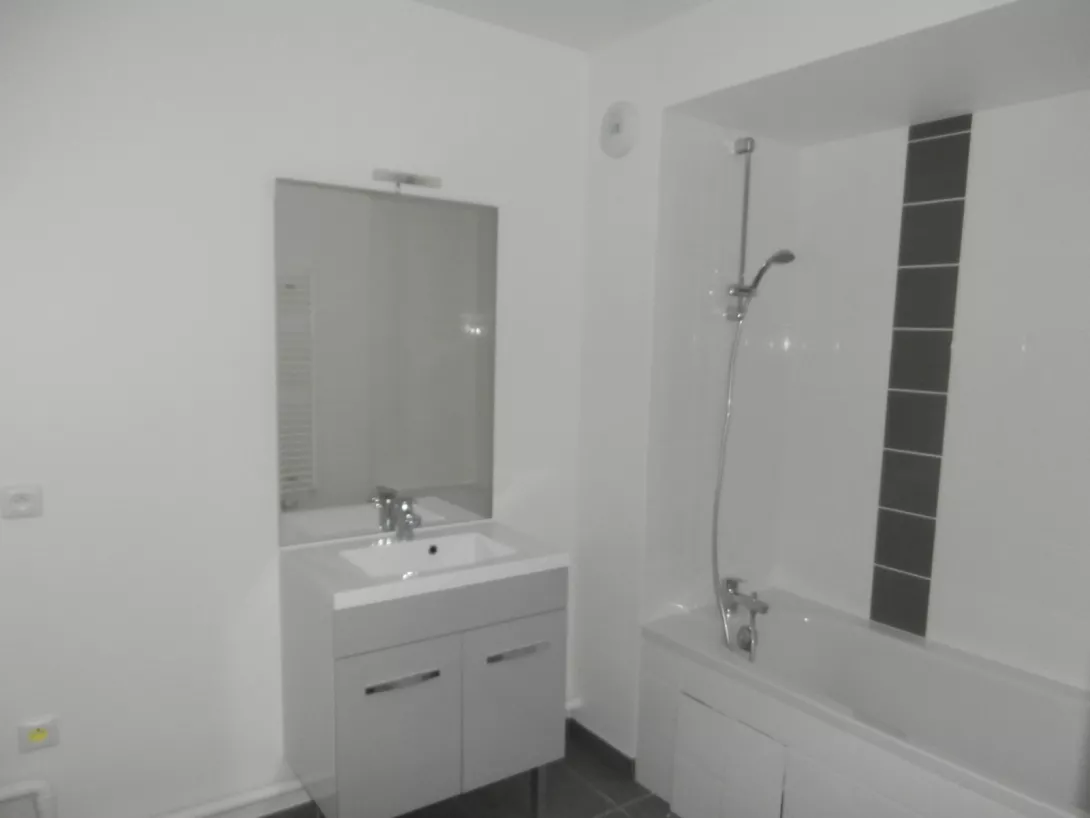  Location appartement T4  71.30m²  à Reims  (51100)  - ER.30284 - Galerie 1 - Ouvrir l'image en pleine taille