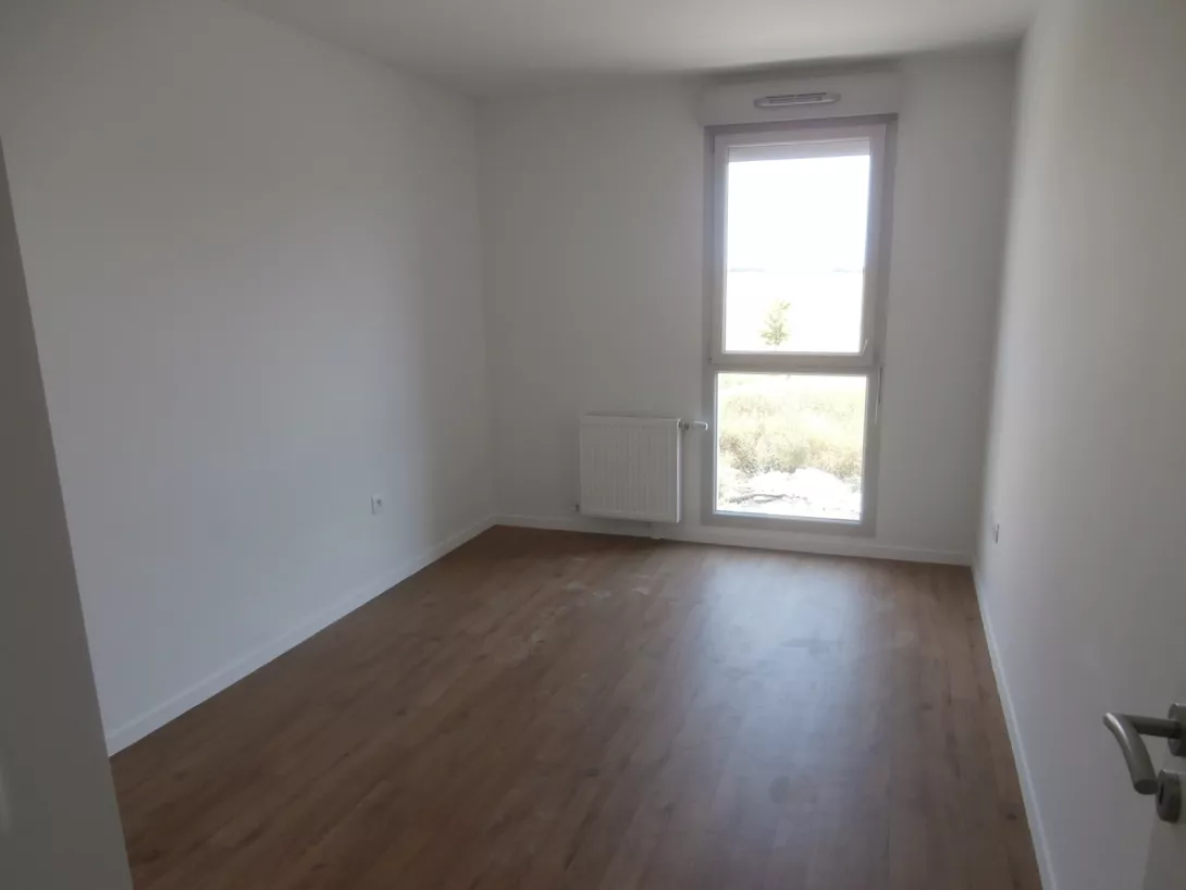  Location appartement T4  92.00m²  à Reims  (51100)  - ER.30408 - Galerie 5 - Ouvrir l'image en pleine taille