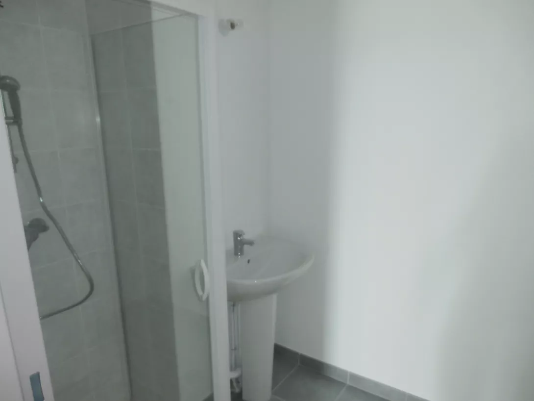  Location appartement T4  92.00m²  à Reims  (51100)  - ER.30408 - Galerie 1 - Ouvrir l'image en pleine taille