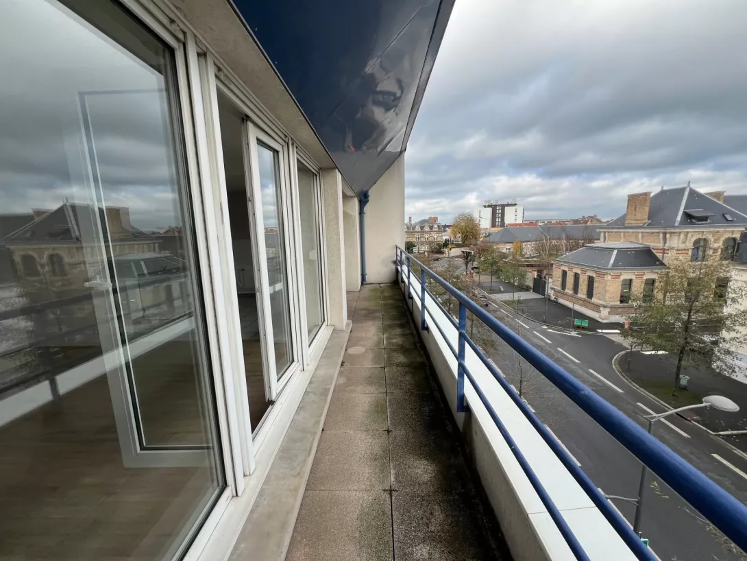  Location appartement T3  71.25m²  à Reims  (51100)  - ER.30458 - Galerie 6 - Ouvrir l'image en pleine taille