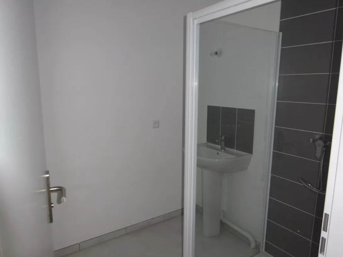  Location appartement T5  92.22m²  à Reims  (51100)  - ER.30639 - Galerie 2 - Ouvrir l'image en pleine taille