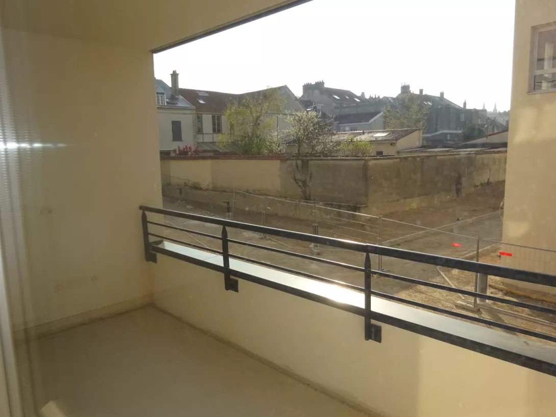  Location appartement T5  92.22m²  à Reims  (51100)  - ER.30639 - Galerie 6 - Ouvrir l'image en pleine taille