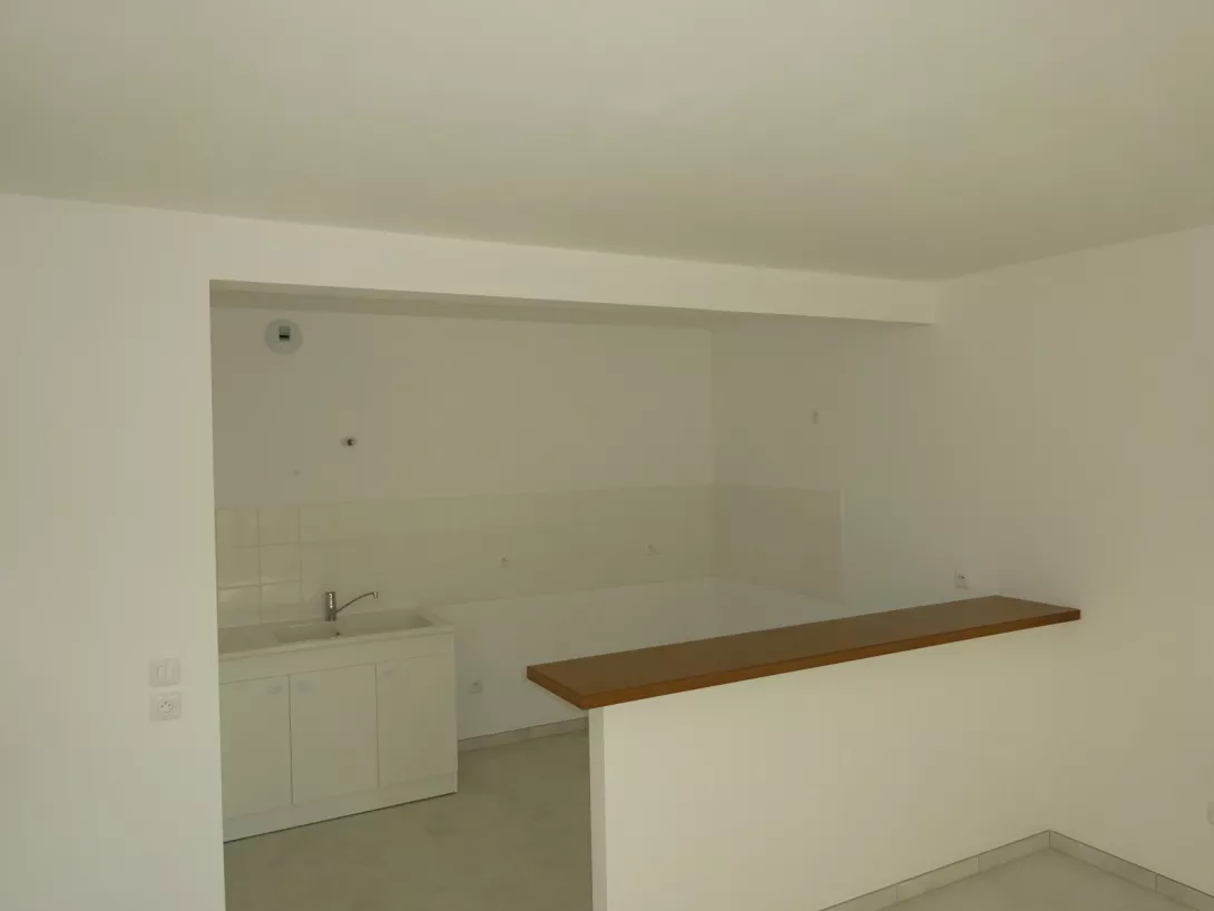  Location appartement T5  92.22m²  à Reims  (51100)  - ER.30639 - Galerie 7 - Ouvrir l'image en pleine taille