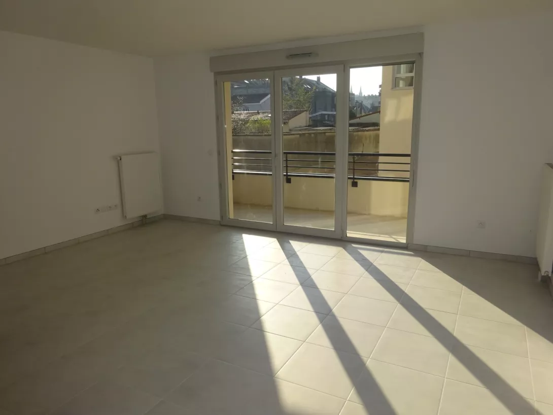  Location appartement T5  92.22m²  à Reims  (51100)  - ER.30639 - Galerie 8 - Ouvrir l'image en pleine taille