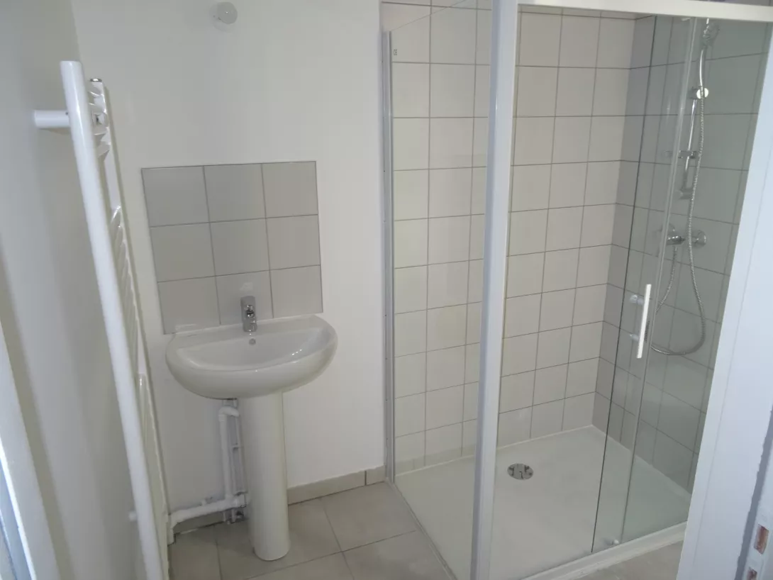  Location appartement T5  94.90m²  à Reims  (51100)  - ER.34763 - Galerie 4 - Ouvrir l'image en pleine taille