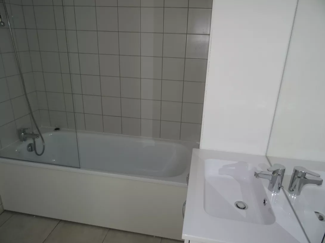  Location appartement T5  94.90m²  à Reims  (51100)  - ER.34763 - Galerie 8 - Ouvrir l'image en pleine taille