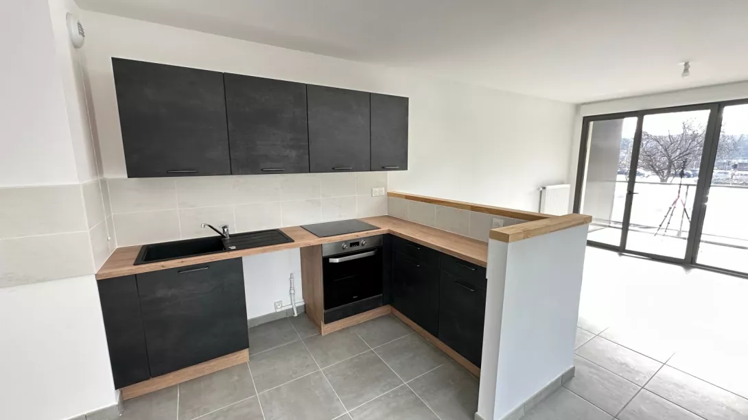  Location appartement T3  73.60m²  à Reims  (51100)  - ER.34996 - Galerie 1 - Ouvrir l'image en pleine taille