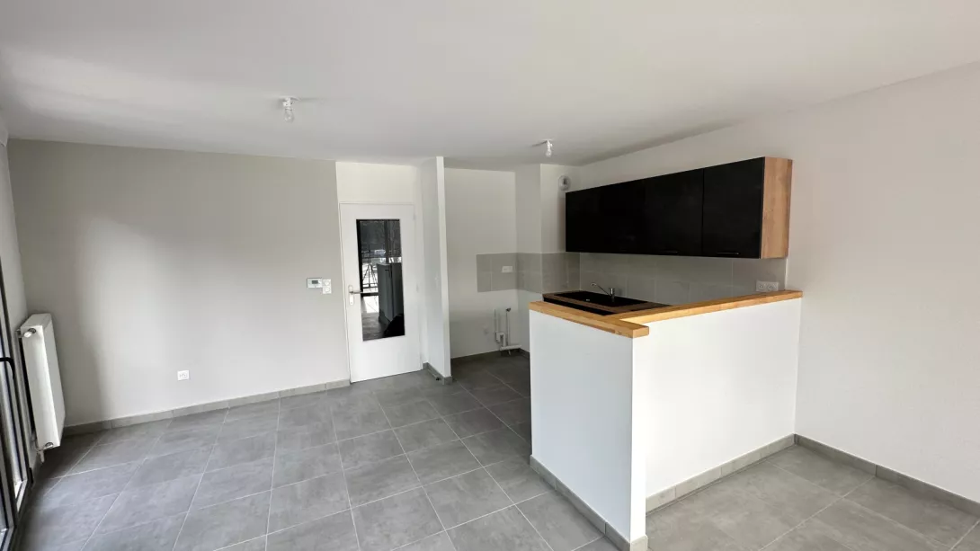  Location appartement T3  73.60m²  à Reims  (51100)  - ER.35002 - Galerie 5 - Ouvrir l'image en pleine taille