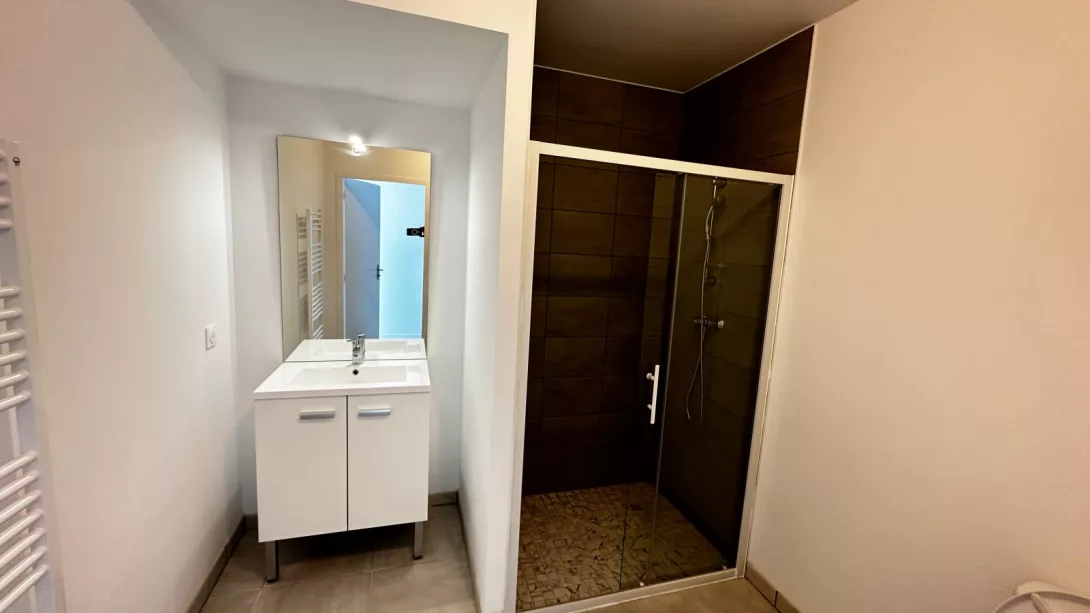  Location appartement T1  37.70m²  à Reims  (51100)  - ER.35330 - Galerie 1 - Ouvrir l'image en pleine taille