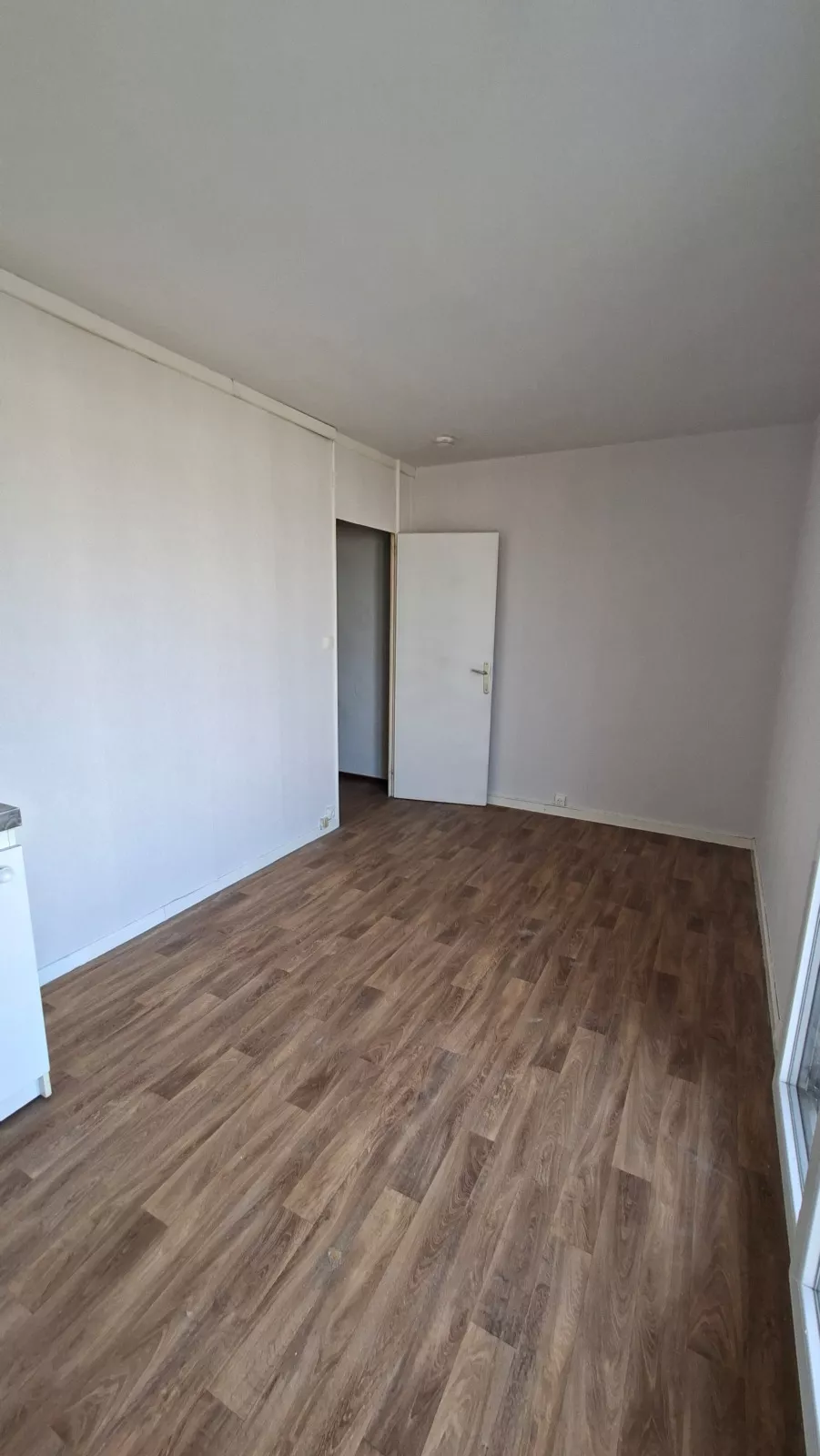  Location appartement T1  16.87m²  à Reims  (51100)  - ER.36113 - Galerie 4 - Ouvrir l'image en pleine taille