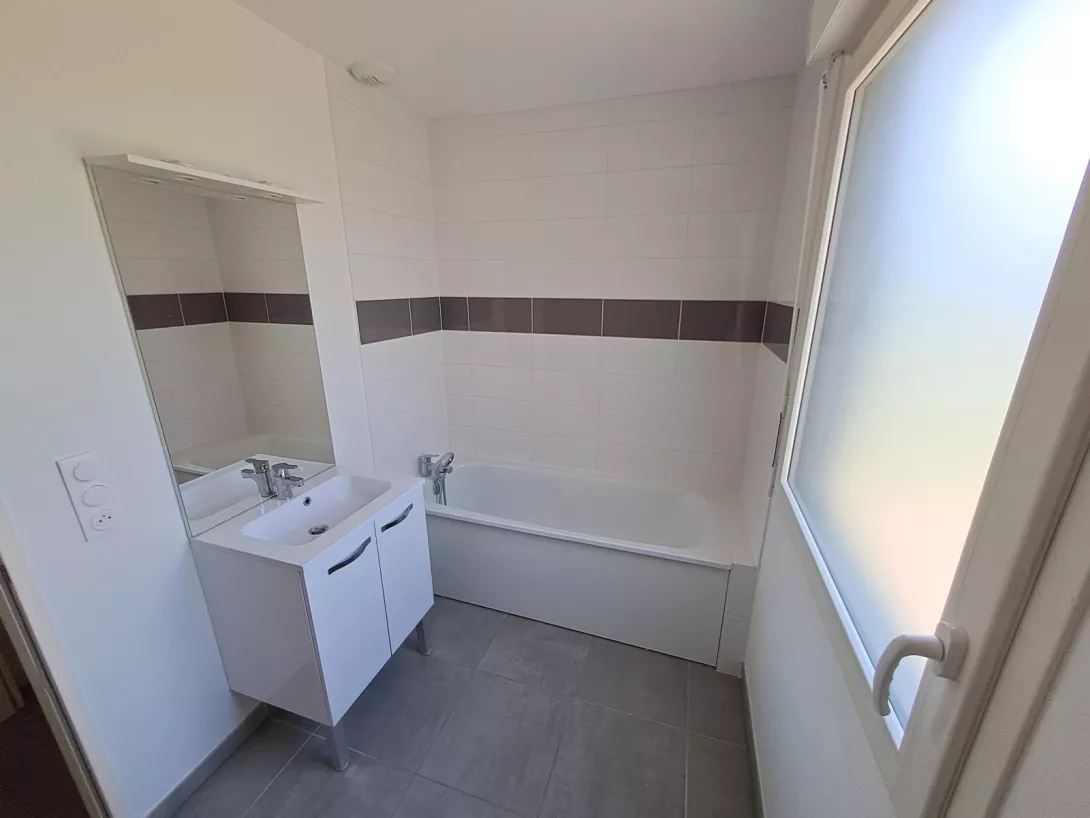  Location maison T5  102.70m²  à Reims  (51100)  - ER.36209 - Galerie 6 - Ouvrir l'image en pleine taille