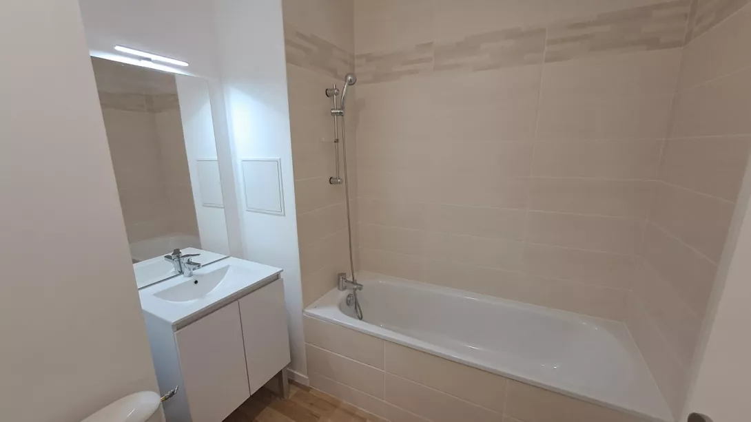  Location appartement T5  115.85m²  à Reims  (51100)  - ER.37186 - Galerie 9 - Ouvrir l'image en pleine taille