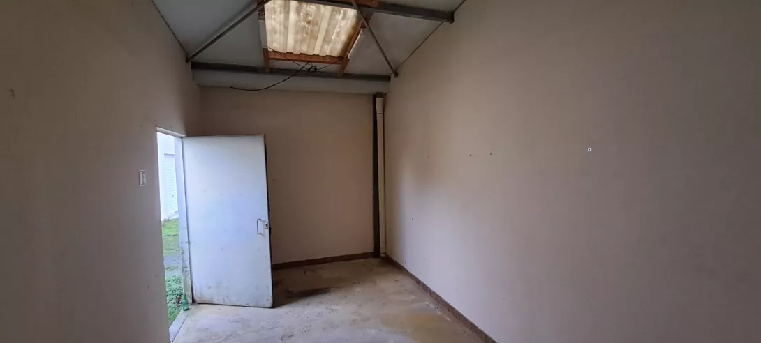  Location local-commercial  21.00m²  à Epernay  (51200)  - ER.42611 - Galerie 1 - Ouvrir l'image en pleine taille