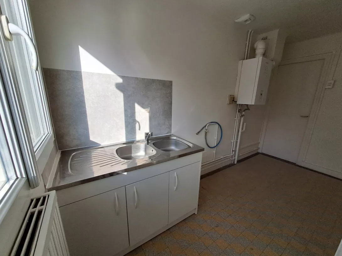  Location maison T3  47.53m²  à Reims  (51100)  - déjà  loué   - ER.45489 - Galerie 6 - Ouvrir l'image en pleine taille