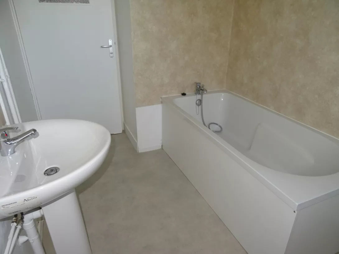  Location appartement T3  58.00m²  à Epernay  (51200)  - ER.61147 - Galerie 5 - Ouvrir l'image en pleine taille