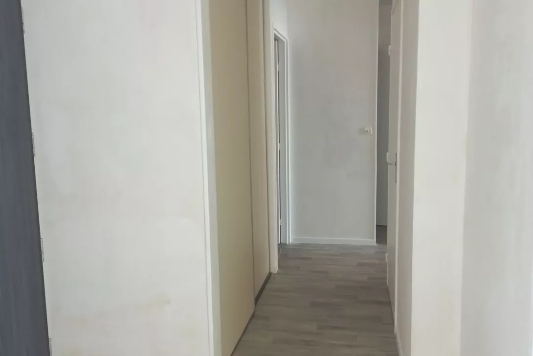  Achat appartement T3  70.00m²  à Epernay  (51200)  - ER.61533 - Galerie 6 - Ouvrir l'image en pleine taille
