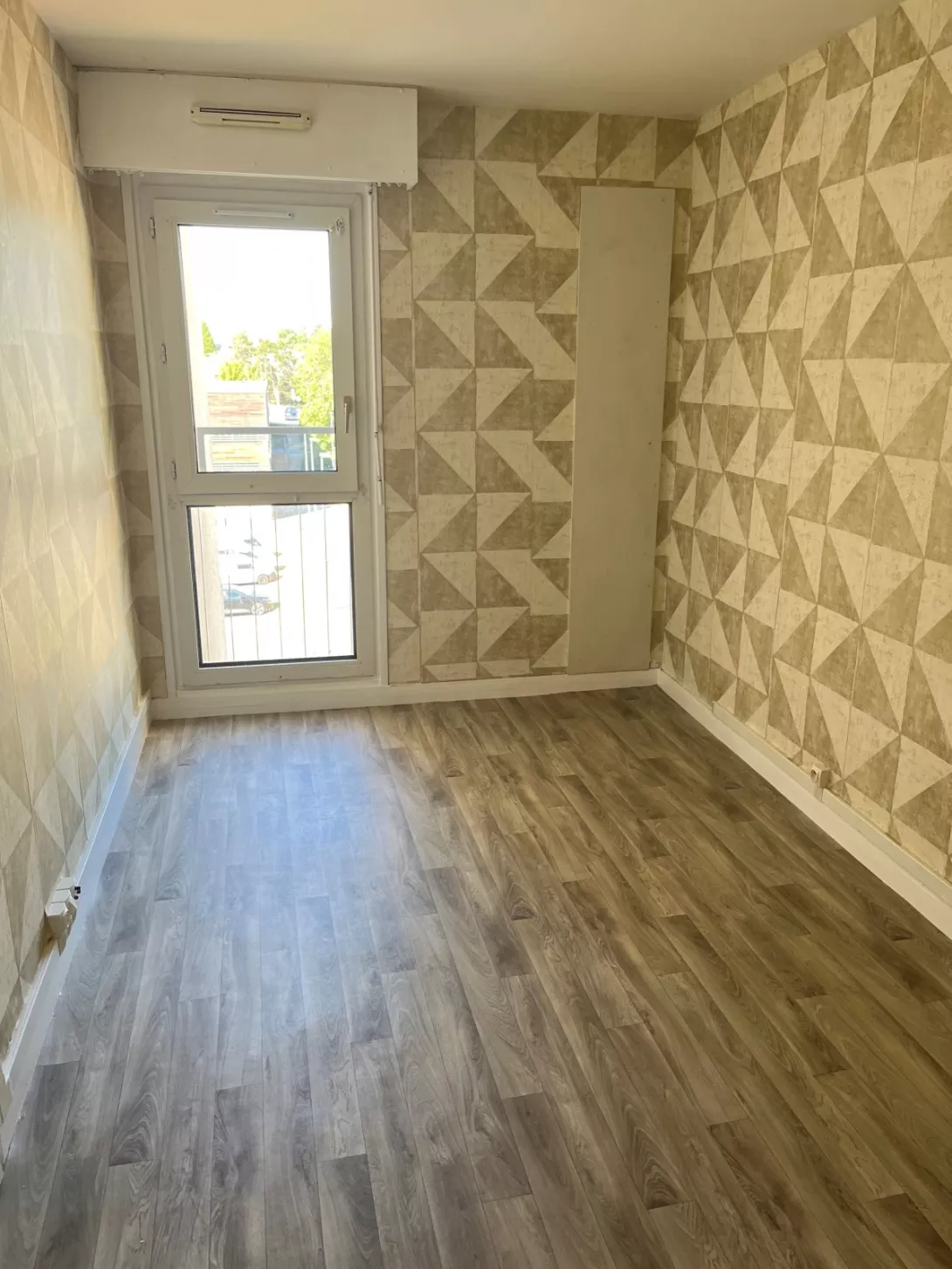  Location appartement T4  75.00m²  à Epernay  (51200)  - ER.62165 - Galerie 3 - Ouvrir l'image en pleine taille