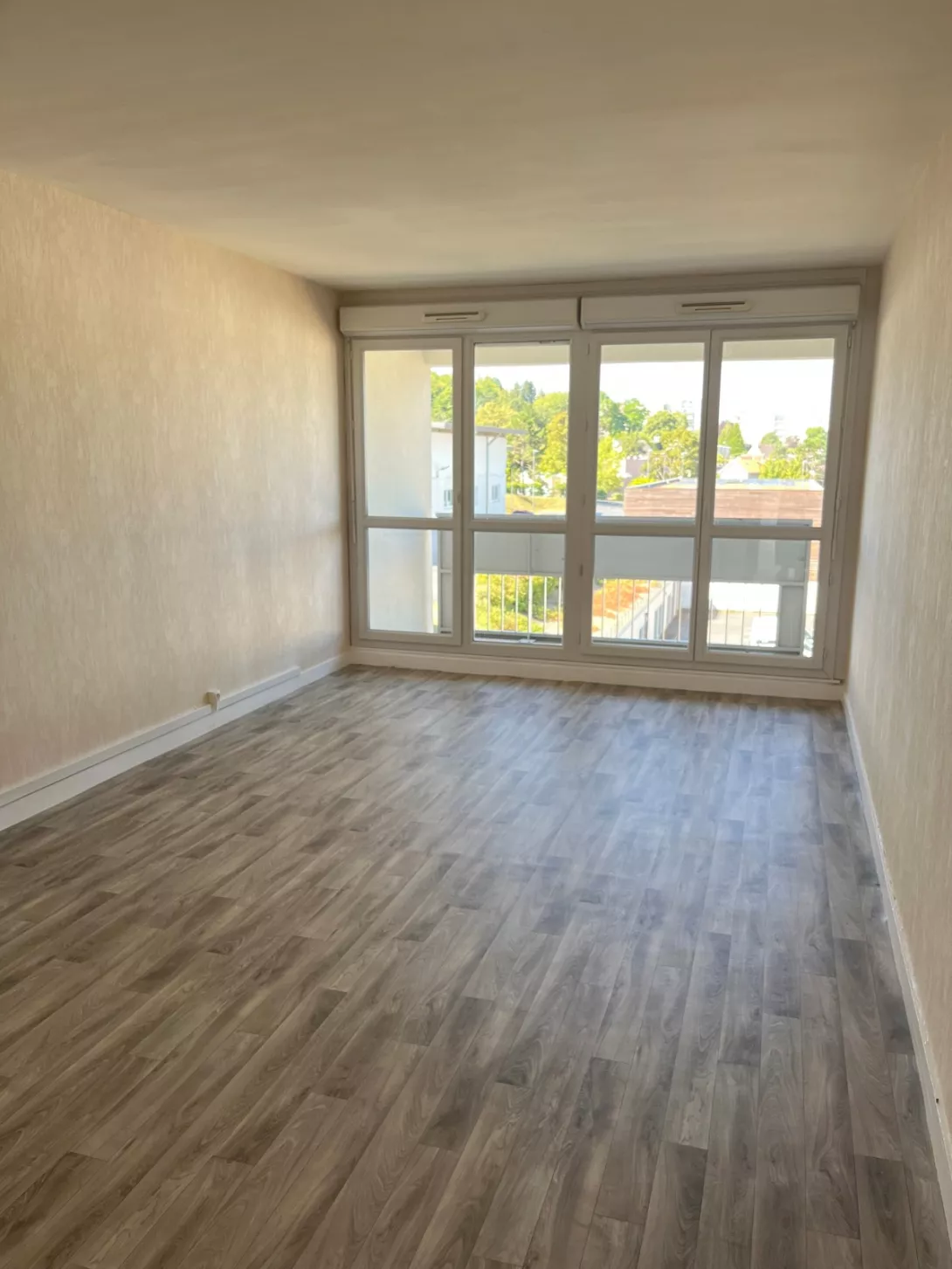  Location appartement T4  75.00m²  à Epernay  (51200)  - ER.62165 - Galerie 1 - Ouvrir l'image en pleine taille