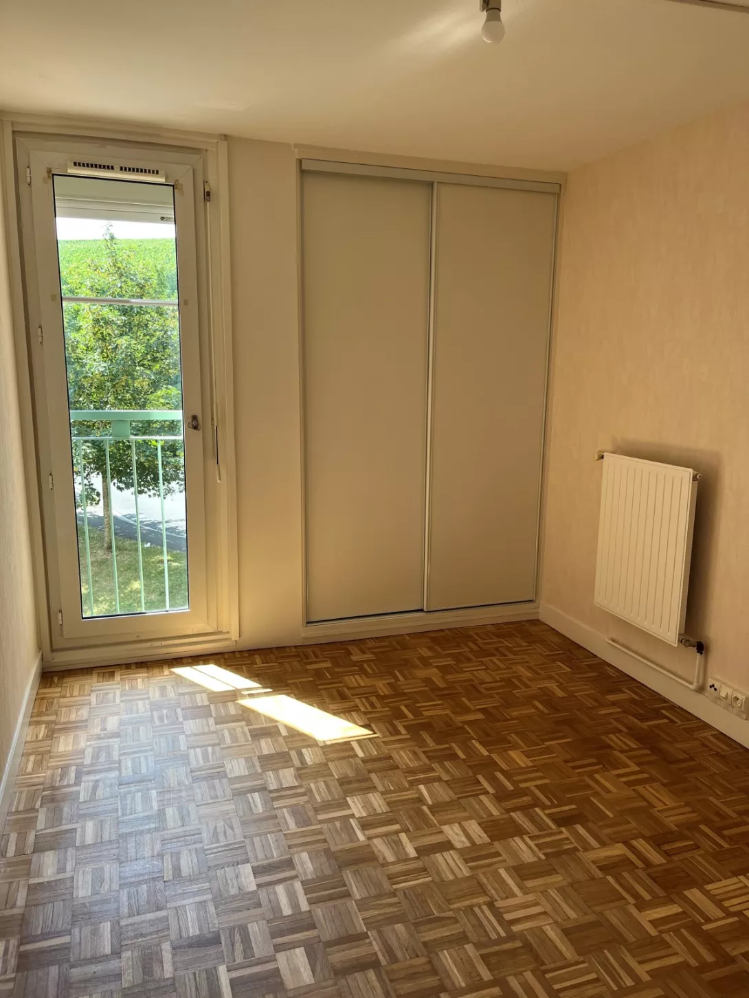  Location appartement T4  80.00m²  à Epernay  (51200)  - ER.62679 - Galerie 4 - Ouvrir l'image en pleine taille