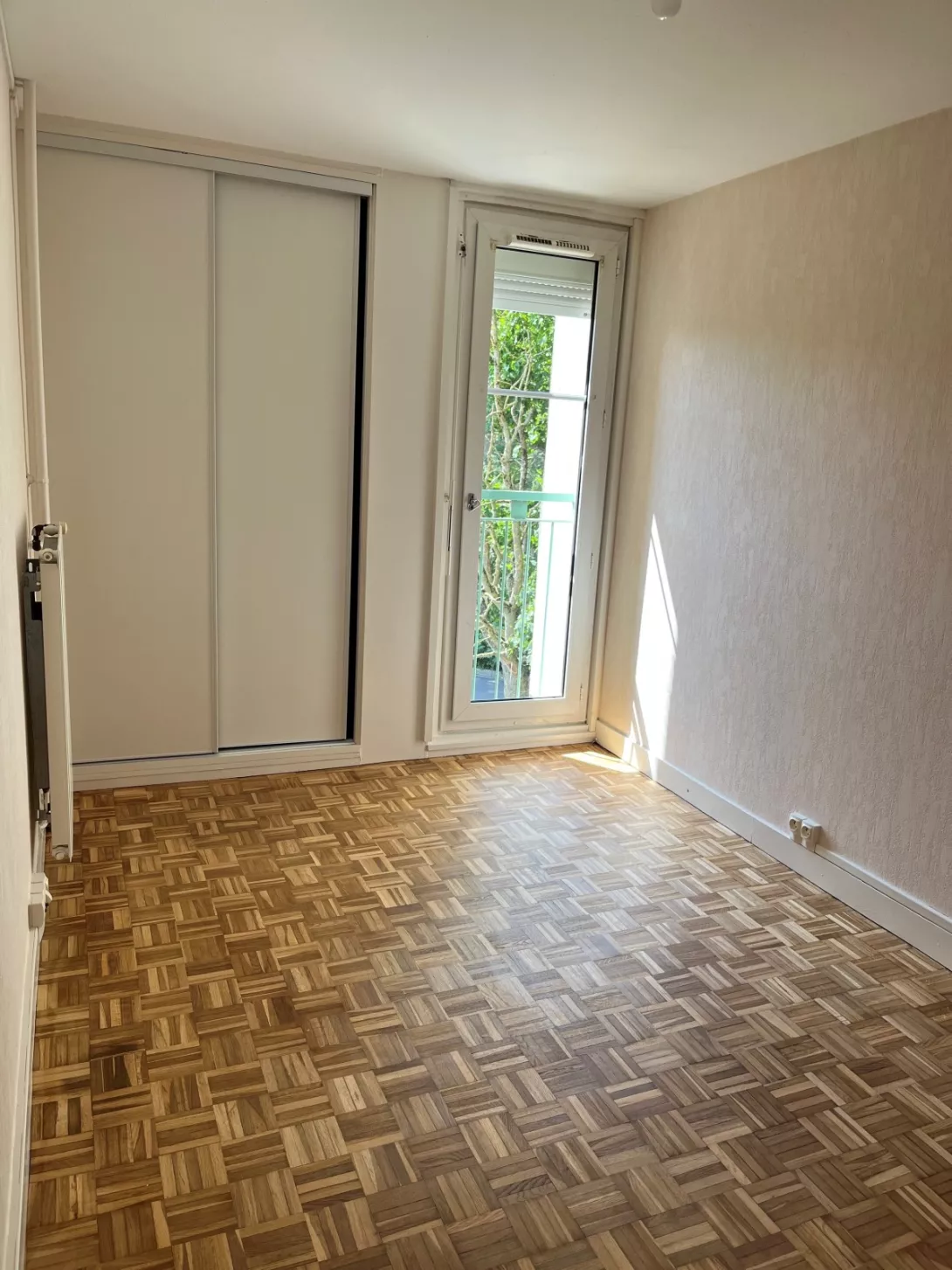  Location appartement T4  80.00m²  à Epernay  (51200)  - ER.62679 - Galerie 5 - Ouvrir l'image en pleine taille