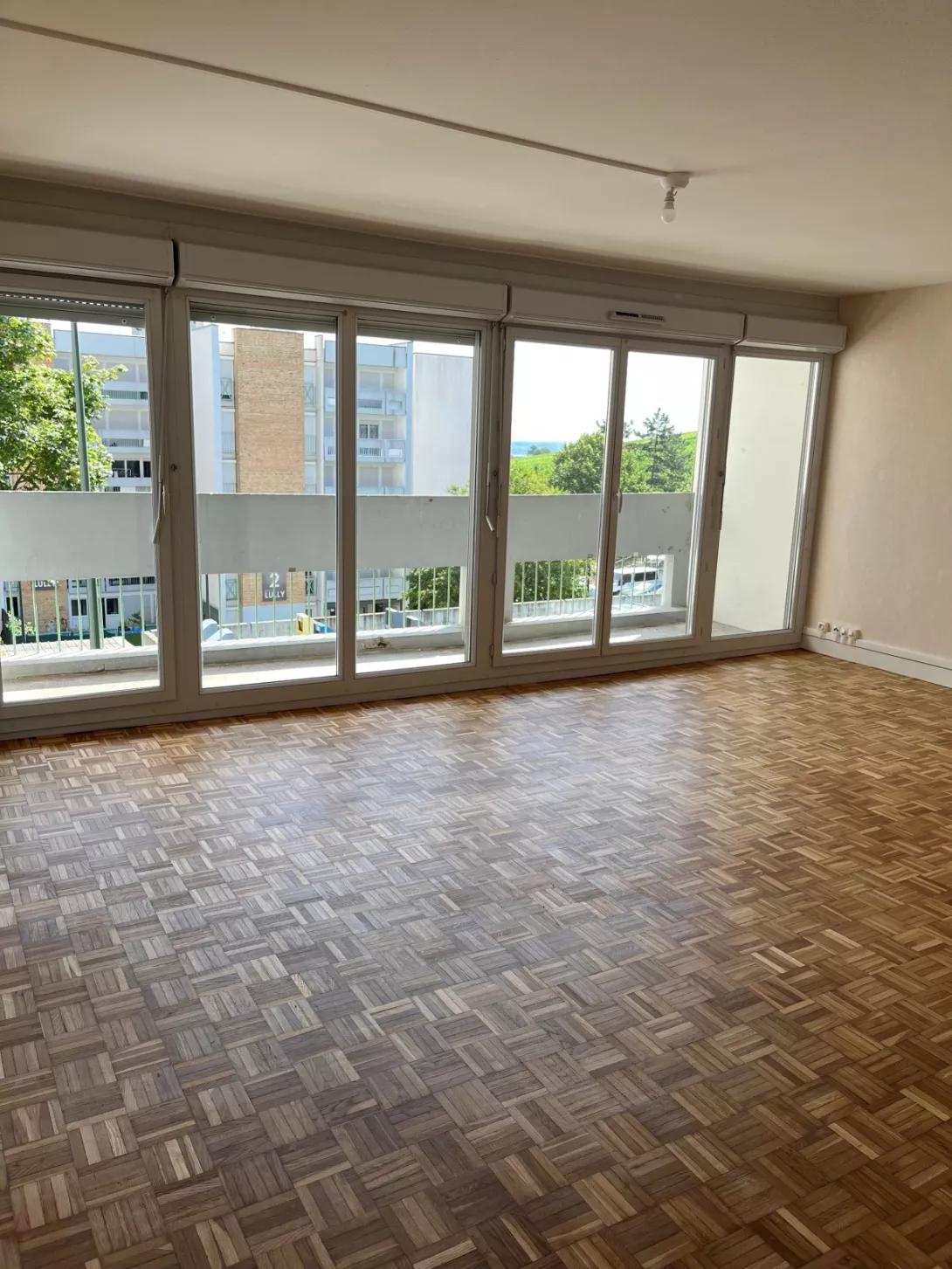  Location appartement T4  80.00m²  à Epernay  (51200)  - ER.62679 - Galerie 1 - Ouvrir l'image en pleine taille