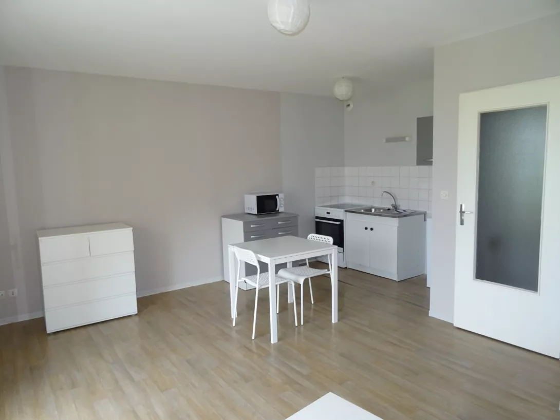  Location appartement T1  39.00m²  à Avize  (51190)  - ER.64350 - Galerie 2 - Ouvrir l'image en pleine taille