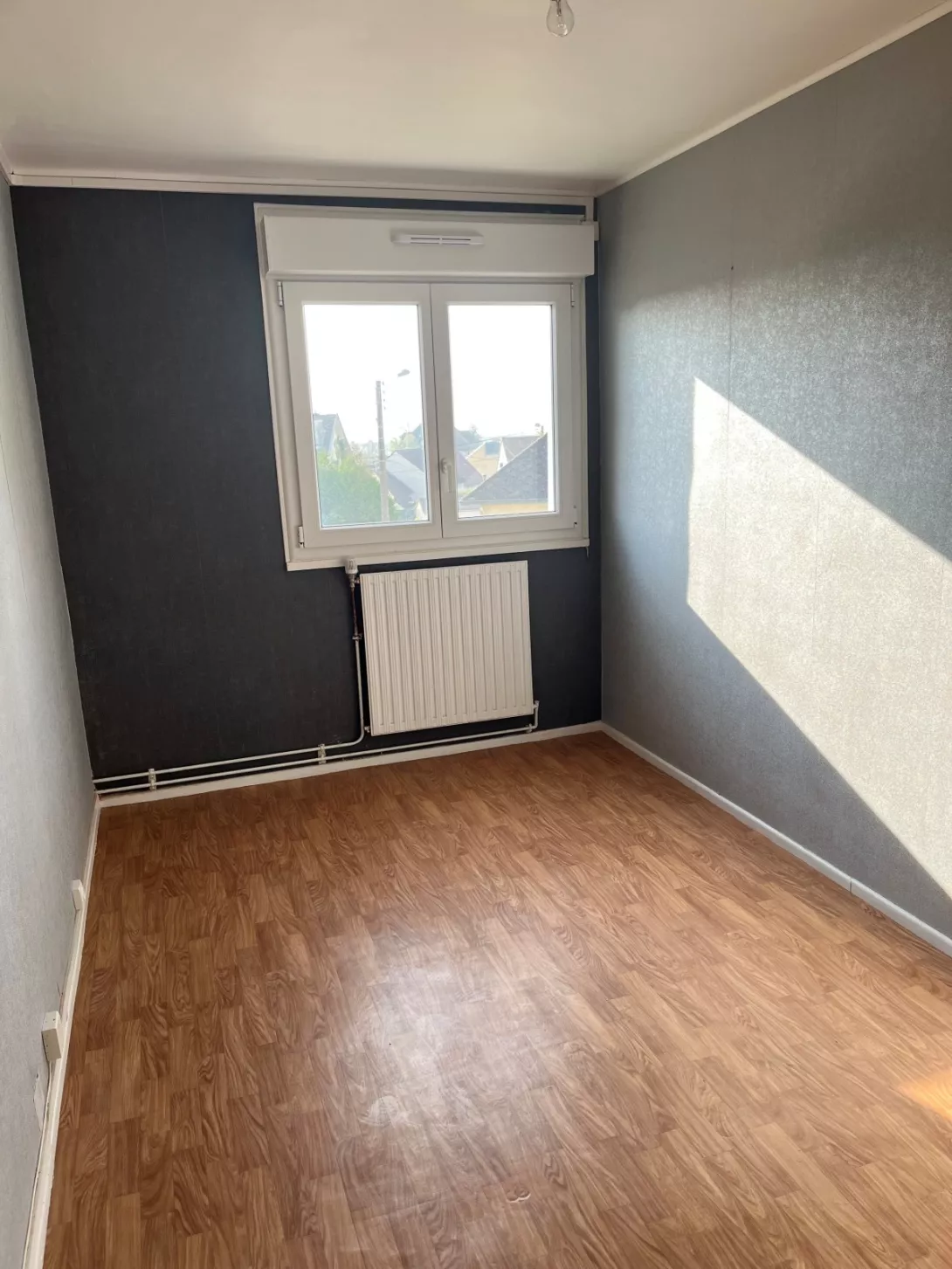  Location appartement T4  66.00m²  à Avize  (51190)  - ER.64360 - Galerie 7 - Ouvrir l'image en pleine taille