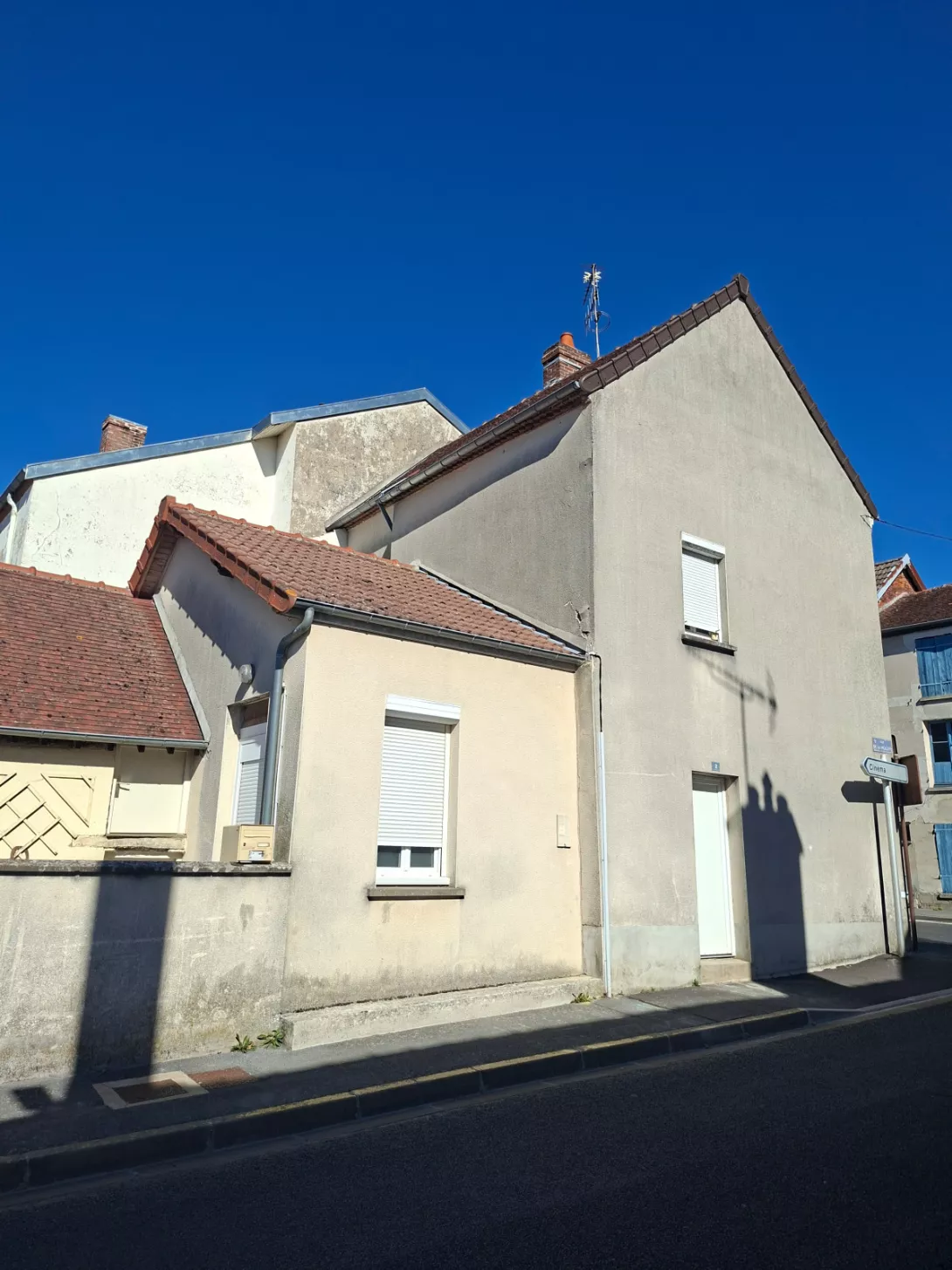  Location maison T5  92.00m²  à Montmirail  (51210)  - ER.64782 - Galerie 6 - Ouvrir l'image en pleine taille