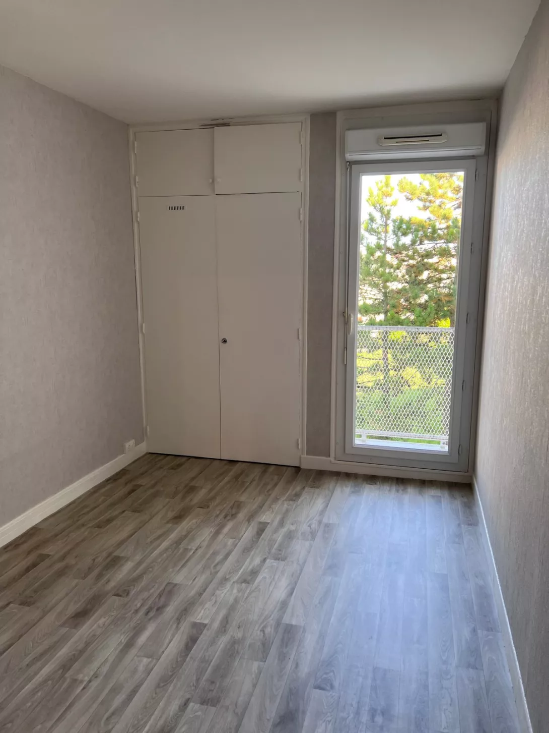  Location appartement T3  59.70m²  à Epernay  (51200)  - ER.65779 - Galerie 2 - Ouvrir l'image en pleine taille