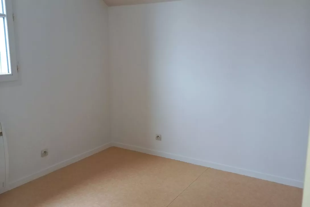 Achat maison T4  113.00m²  à Tours Sur Marne  (51150)  - ER.66345 - Galerie 8 - Ouvrir l'image en pleine taille