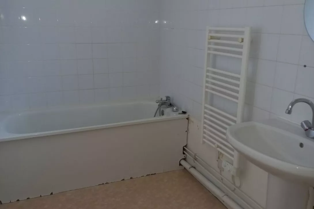  Achat maison T4  113.00m²  à Tours Sur Marne  (51150)  - ER.66345 - Galerie 9 - Ouvrir l'image en pleine taille