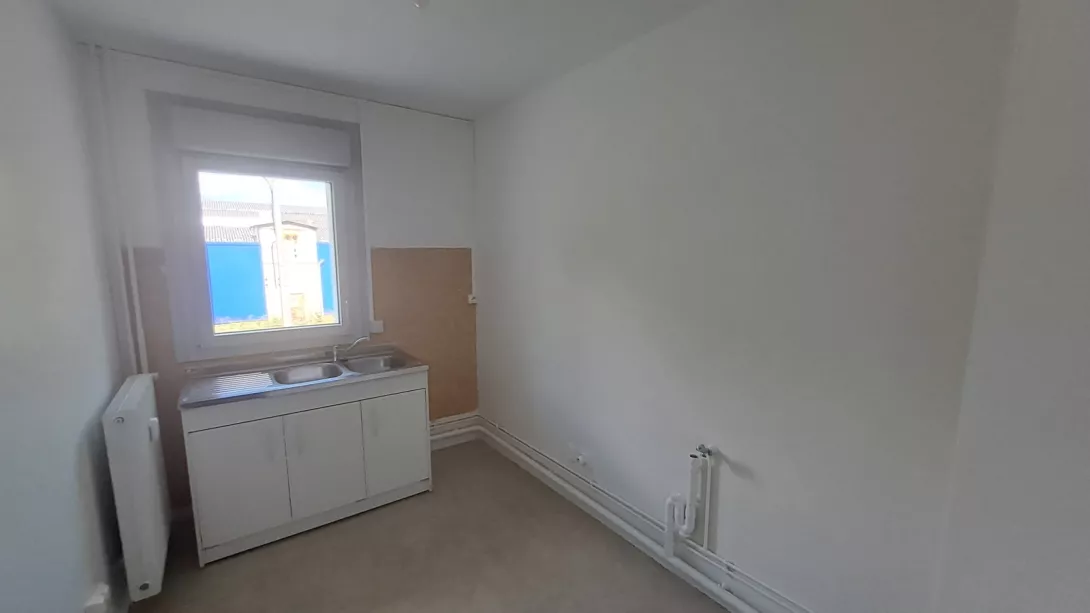  Location appartement T2  42.94m²  à Fismes  (51170)  - déjà  loué   - ER.80327 - Galerie 5 - Ouvrir l'image en pleine taille