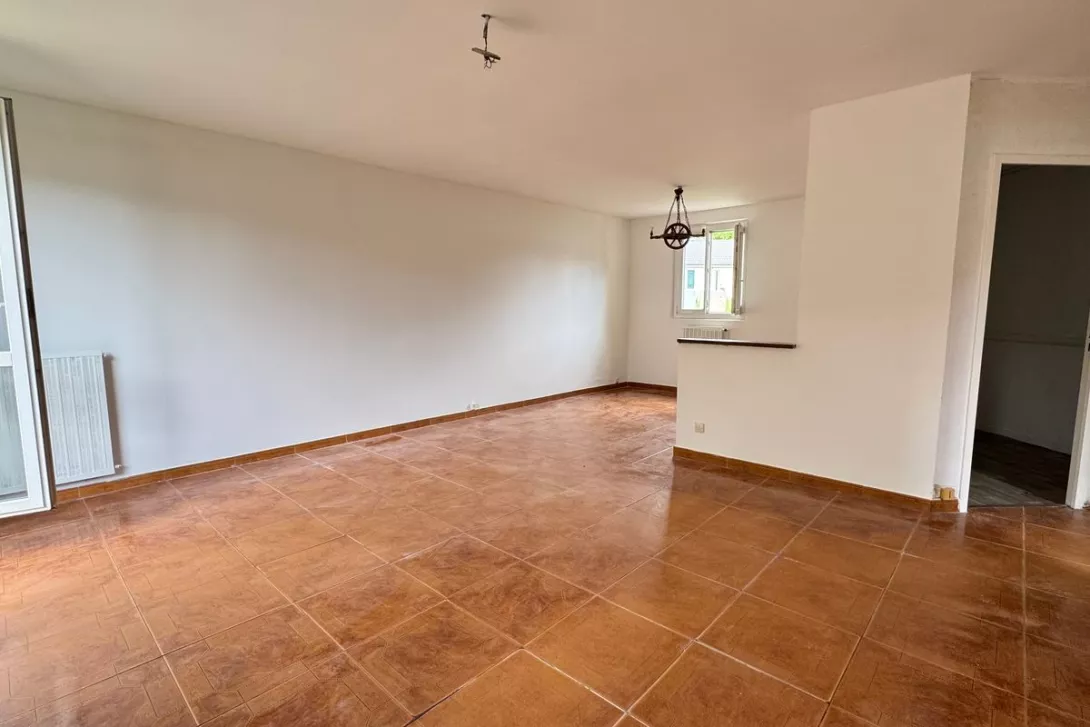  Achat maison T4  83.00m²  à Fismes  (51170)  - ER.80573 - Galerie 2 - Ouvrir l'image en pleine taille