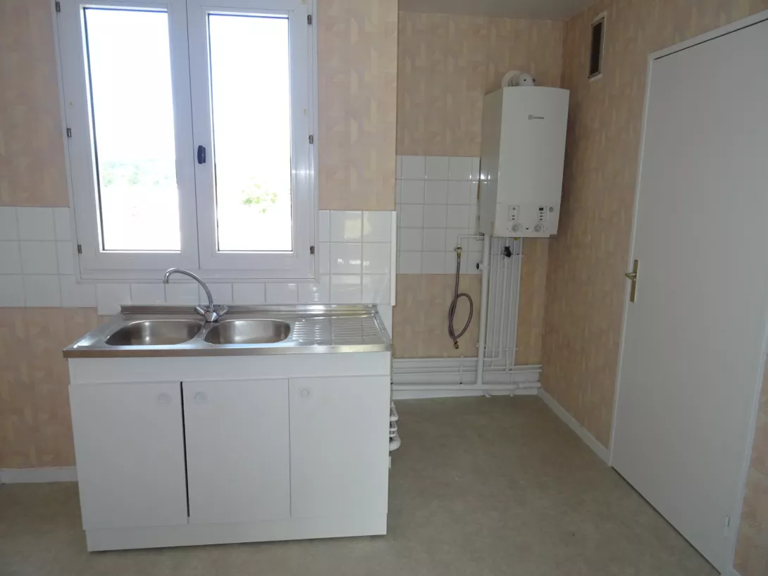  Location appartement T4  76.36m²  à Fismes  (51170)  - ER.80656 - Galerie 5 - Ouvrir l'image en pleine taille