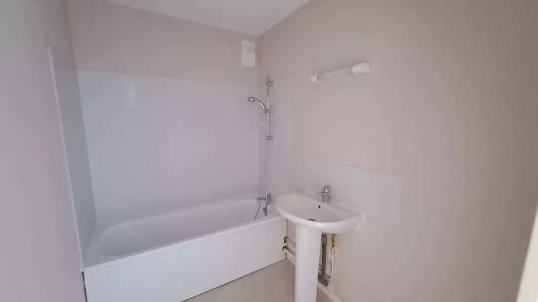  Location appartement T3  68.56m²  à Fismes  (51170)  - ER.80666 - Galerie 5 - Ouvrir l'image en pleine taille