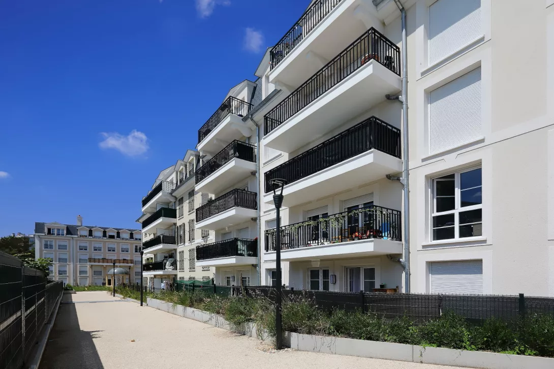  Location parking  12.65m²  à Villiers-Sur-Marne  (94350)  - ER.G2082.01047 - Galerie 1 - Ouvrir l'image en pleine taille