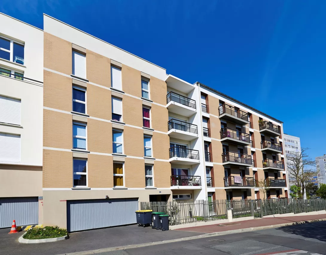 Location parking
                                                    17.70m²                           à Sucy-En-Brie                           (94370)                          - ER.G1427.01150
                          - Galerie 2