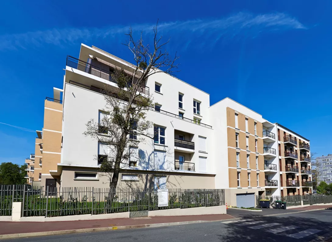 Location parking
                                                    17.70m²                           à Sucy-En-Brie                           (94370)                          - ER.G1427.01150
                          - Galerie 4